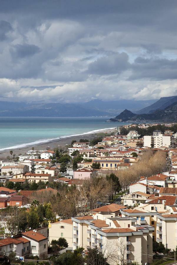 Via Stazione 5 Apartment Praia a Mare Exterior photo